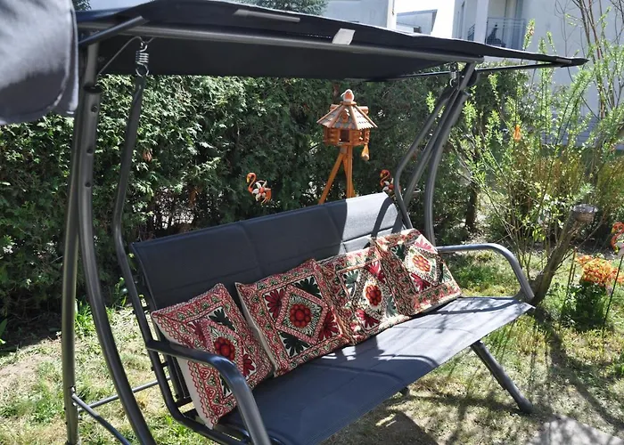 Gardenoasisberlinairport *